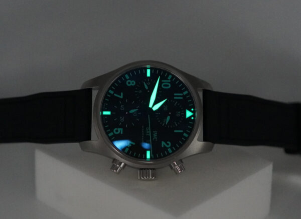 Iwc IW388108 PILOT WATCH CHRONO MERCEDES AMG PETRONAS F1 TITANIUM 2024 FULL SET - Image 11