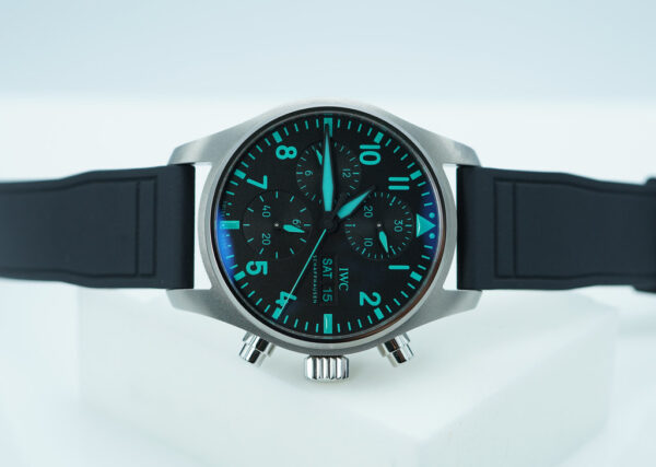 Iwc IW388108 PILOT WATCH CHRONO MERCEDES AMG PETRONAS F1 TITANIUM 2024 FULL SET - Image 9