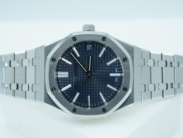 Audemars PIGUET ROYAL OAK 15510 STAINLESS STEEL BLUE NUIT DIAL 2023 FULL SET - Image 10