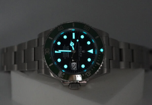 Rolex 126610LV SUBMARINER 41 GREEN MARK 2 BEZEL BLACK DIAL 2023 WARRANTY FULL SET - Image 11