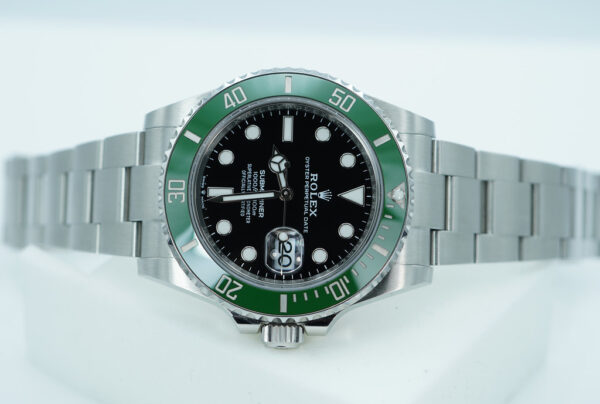 Rolex 126610LV SUBMARINER 41 GREEN MARK 2 BEZEL BLACK DIAL 2023 WARRANTY FULL SET - Image 9