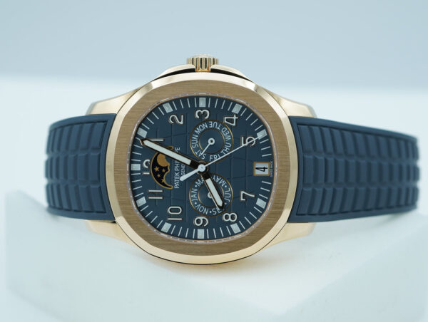 NEW Patek PHILIPPE 5261R AQUANAUT ANNUAL CALENDAR ROSE GOLD BLUE DIAL FULL SET - Image 11