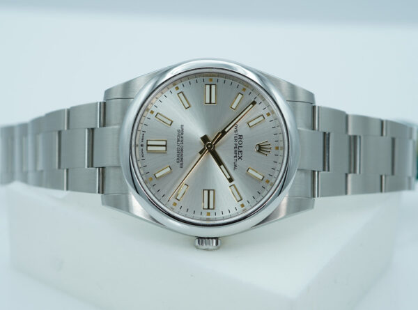 BRAND NEW Rolex 124300 OYSTER PERPETUAL 41 SILVER GOLD ACCENTS DIAL 2024 FULL SET - Image 9