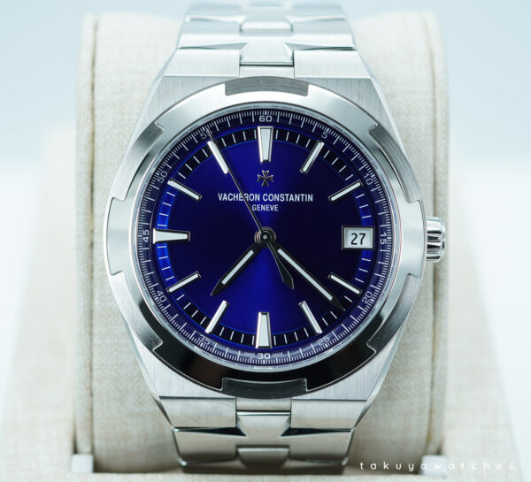 BRAND NEW Vacheron CONSTANTIN OVERSEAS 4520V STAINLESS STEEL BLUE DIAL NEW MODEL 2025 FULL SET