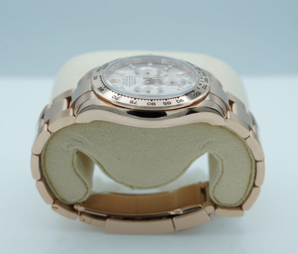 Rolex 116505 DAYTONA 18K ROSE GOLD SUNDUST BAGUETTE DIAMOND DIAL 2022 FULL SET - Image 4