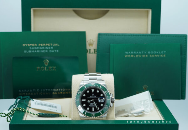 Rolex 126610LV SUBMARINER 41 GREEN MARK 1 BEZEL 2022 WARRANTY FULL SET - Image 2