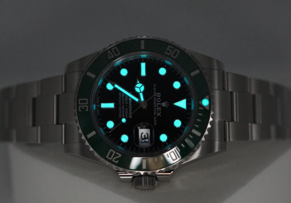 Rolex 126610LV SUBMARINER 41 GREEN MARK 1 BEZEL 2022 WARRANTY FULL SET - Image 11