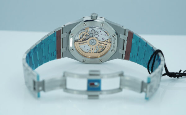 BRAND NEW  AUDEMARS PIGUET ROYAL OAK JUMBO 16202ST BLUE DIAL 2025 FULL SET - Image 9