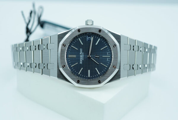 BRAND NEW  AUDEMARS PIGUET ROYAL OAK JUMBO 16202ST BLUE DIAL 2025 FULL SET - Image 11