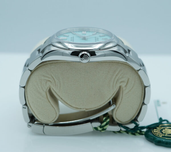 BRAND NEW Rolex 126000 OYSTER PERPETUAL 36 TIFFANY TURQUOISE DIAL 2025 FULL SET - Image 3