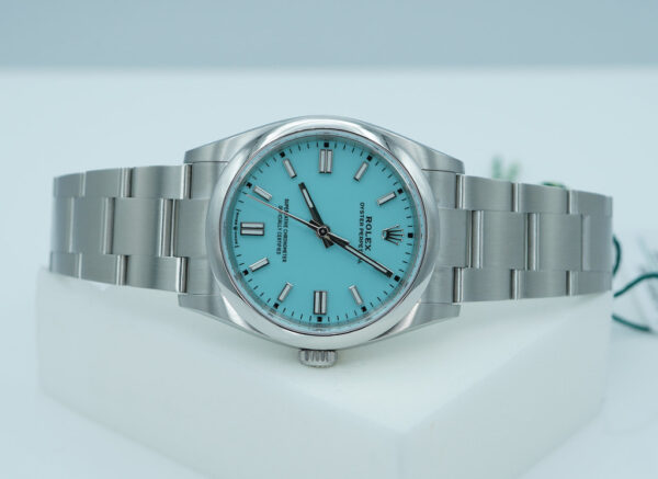 BRAND NEW Rolex 126000 OYSTER PERPETUAL 36 TIFFANY TURQUOISE DIAL 2025 FULL SET - Image 9