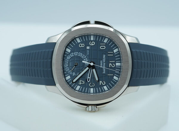 Patek PHILIPPE 5164G AQUANAUT TRAVEL TIME 18K WHITE GOLD BLUE DIAL 2024 NEW MODEL FULL SET - Image 9