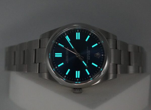 Rolex 124300 OYSTER PERPETUAL 41 BLUE DIAL 2024 WARRANTY FULL SET - Image 11